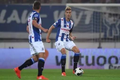 职业生涯的 职业生涯的